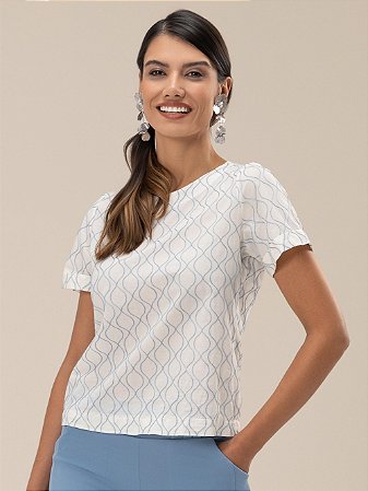 Blusa "Liberdade" Manga Curta Bordado Linhas