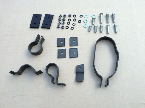 KIT FIXADOR DO ABAFADOR DO ESCAPAMENTO MODELO OVAL - CLAMP SET, EXHAUST (LATE MODEL) - ST-EX2