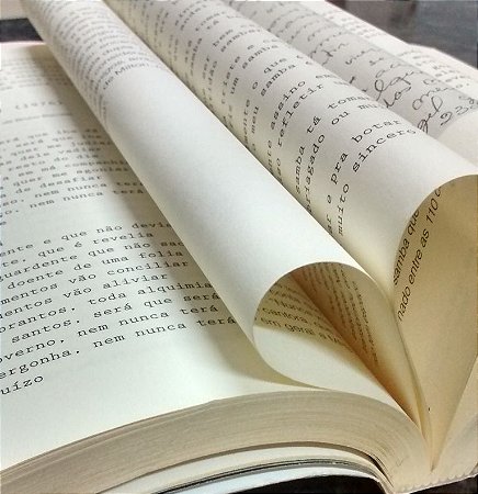 Papel Pólen A5 Soft 80g 1000 Fls Amarelo Para Fabricação de Livros e moleskines
