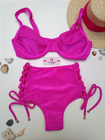Biquíni hot pant com tranças