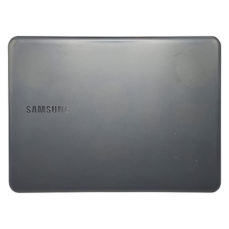 Carcaça Tampa Notebook Samsung Np350xbe Np350xaa Chumbo Leia