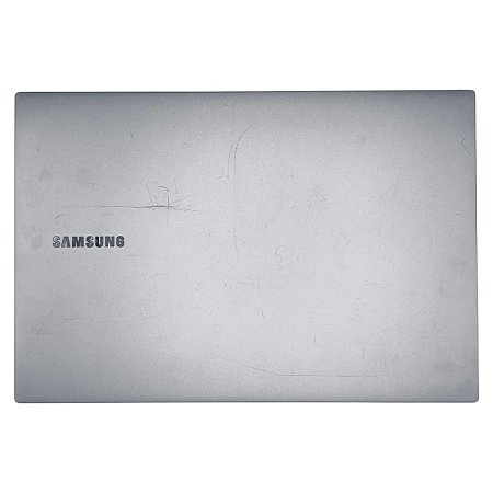 Carcaça Tampa Notebook Samsung Np550xcj Prata Com Detalhe