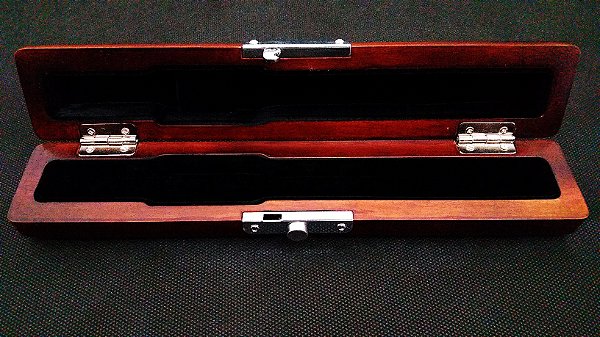 Estojo / Case p/ bocal de flautas - madeira entalhada