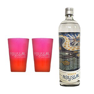 1 UND. VODKA ABYSSAL 950ml + 2 CALDERETAS ECO 400ml