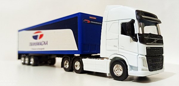 Miniatura De Caminhão Volvo FH da Transmagna Exclusiva 1/64