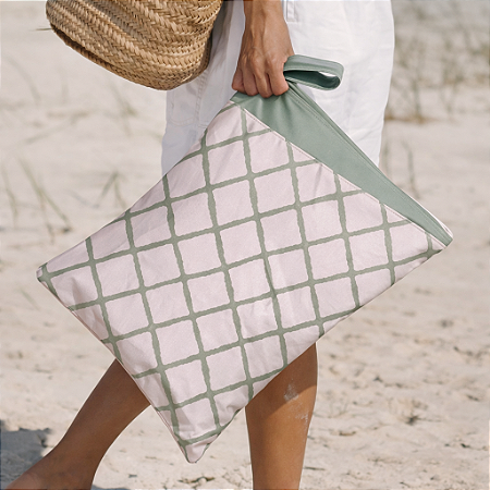 Bolsa impermeável para fralda ecológica - Xadrez