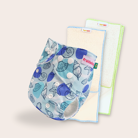 Kit fralda Ecológica Fraldadinhos Fundo do mar com 2 absorventes Toalha de 4 e 6 camadas