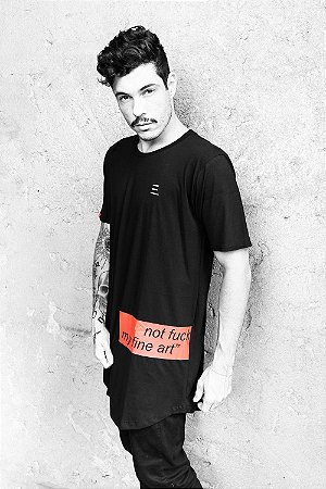 CAMISETA FINE ART" - PRETA