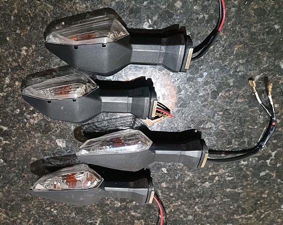 Conjunto Setas ORIGINAIS Kawasaki Z800
