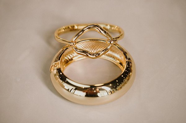 Bracelete Vazado Orgânico Dourado