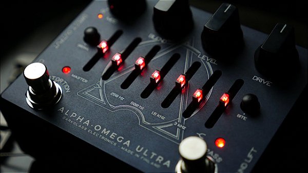 Pedal PreAmp DARKGLASS Alpha & Omega ULTRA