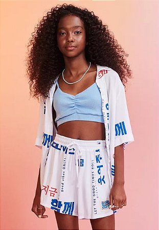 Camisa com estampa em coreano | Iam Authoria