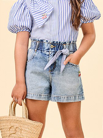Shorts Jeans com Detalhe de Cereja
