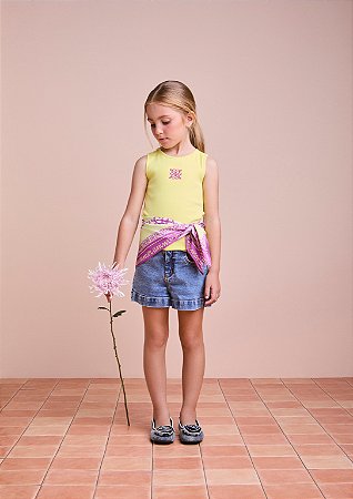 Blusa amarelo melão com lenço | Animê