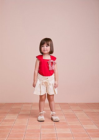 Blusa com laço vermelha | Animê