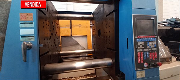 INJETORA DE PLASTICOS FCS 450 TONS(VENDIDA)