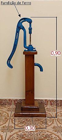 Bomba de água decorativa, modelo antigo