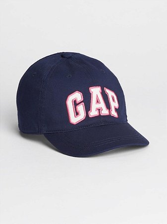 Boné azul com bordado rosa. GAP
