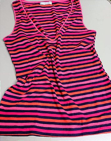 Blusa regata, tamanho M.