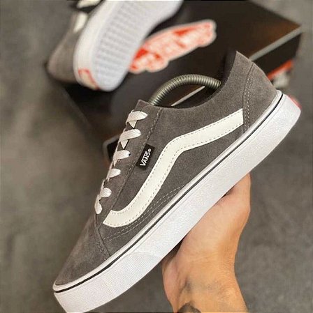 Tenis em camurça marrom da Vans 34 no Ficou Pequeno - Desapegos de Sapatos  quase novos ou nunca usados para bebês, crianças e mamães. 695898