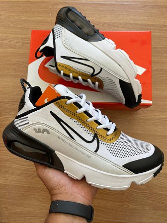 Tênis Nike Air Max 2090