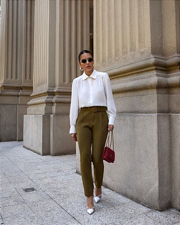 Calça Reta Em Alfaiataria Cinto Milalai