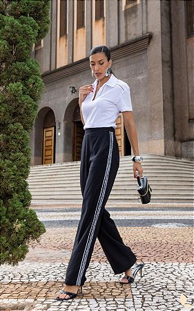 Calça Em Alfaiataria Com Entremeios Bolso Faca