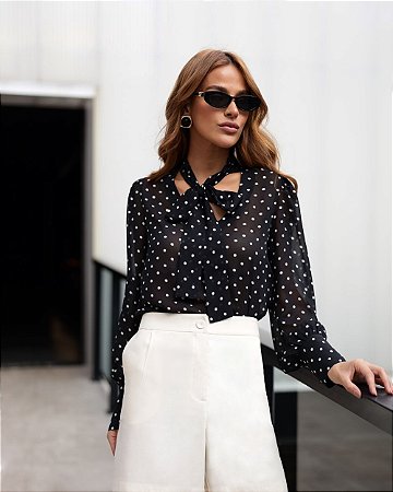 Blusa De Poás Manga Longa Decote V Com Amarração Doce Flor