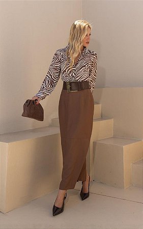 Saia Midi Reta Em Alfaiataria Com Fenda Posterior