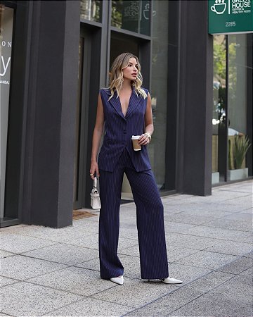 Calça Alfaiataria Risca De Giz Pantalona Doce Flor