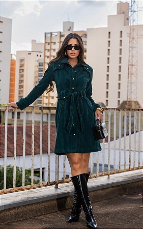 Vestido Curto Em Cotelê Manga Longa Com Cinto Faixa e Botões