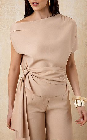 Blusa Assimétrica Com Amarração Doce Flor