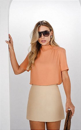 Blusa Em Crepe Gola Alta Com Franzido Donna Ritz