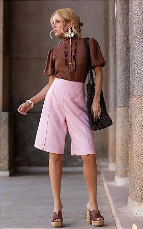 Short Alongado Em Alfaiataria Com Bolso Faca