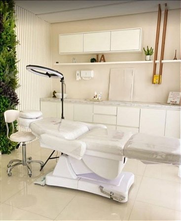MACA  POLTRONA  ELÉTRICA LUXO  + MOCHO + LUPA LED EM ALUMINIO + LOGO PERSONALIZADA DA SUA CLINICA + PLASTIFICAÇÃO