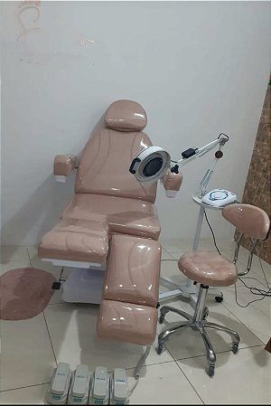 COMBO MACA POLTRONA ELÉTRICA LUXO PODOLOGIA + MOCHO + LOGO DA SUA CLINICA + EXAUSTOR  + SUPORTE PARA EXAUSTOR + LOGO PERSONALIZADO DA SUA CLINICA