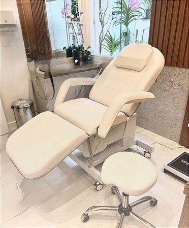 PROMOÇÃO MACA POLTRONA 100% ELÉTRICA 3 MOTORES COM COMANDO MANUAL VARIAS CORES + PLASTIFICAÇÃO + LOGO PERSONALIZADO DA SUA CLINICA + MOCHO NA COR DA SUA MACA + RODINHAS E FREIOS