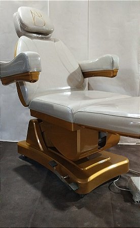 DUPLICADO - KIT MACA POLTRONA 100% ELÉTRICA LUXO 3 MOTORES + ESTRUTURA ( BASE DOURADA ) PERSONALIZADA DA SUA MACA ELÉTRICA + PLASTIFICAÇÃO + LOGO PERSONALIZADO DA SUA CLINICA + MOCHO COM PÉS DOURADO NA COR DA SUA MACA + LUPA EM LED DE ALUMINIO ARTUCULADA