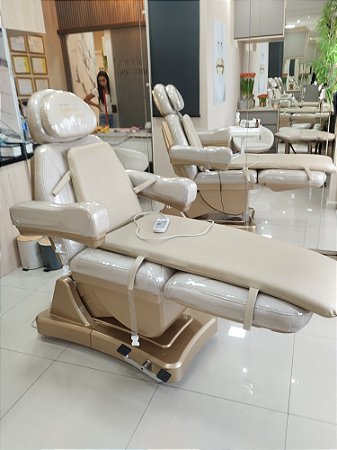 KIT MACA POLTRONA 100% ELÉTRICA LUXO 3 MOTORES + ESTRUTURA ( BASE DOURADA ) PERSONALIZADA DA SUA MACA ELÉTRICA + PLASTIFICAÇÃO + LOGO PERSONALIZADO DA SUA CLINICA + MOCHO COM PÉS DOURADO NA COR DA SUA MACA + LUPA EM LED DE ALUMINIO ARTUCULADA