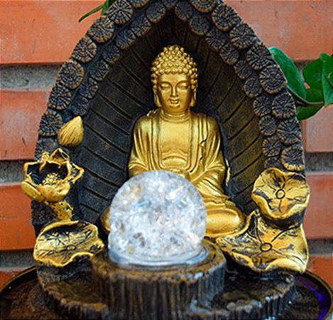 Fonte Decorativa da Alegria com Buda Dourado