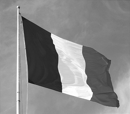 Bandeira Listrada Preta e Branca 1,40x0,90m Timão
