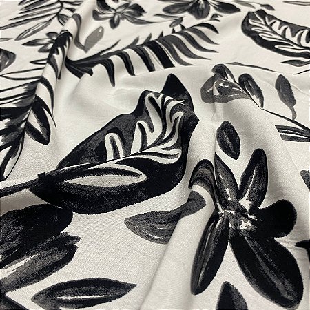 Tecido Estampado 100% Viscose Branco Floral Preto 1,45m Vestido Feminino