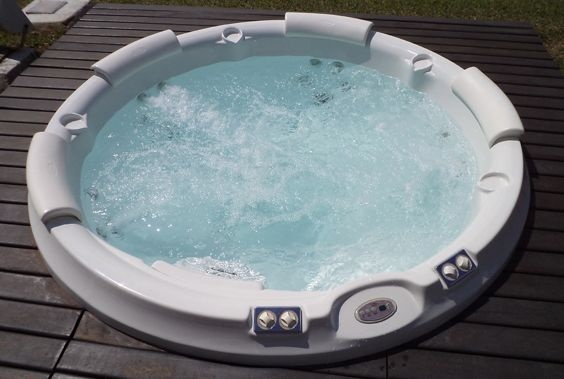 SPA J210 - JACUZZI - 4 PESSOAS - 2,00X0,88