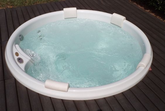 SPA J180 - JACUZZI - 4 PESSOAS - 1,80X0,88