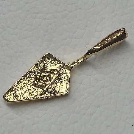 Pin Trolha com Emblema Maçônico