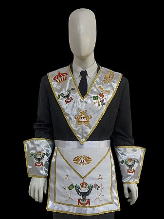 Conjunto Grau 33 em Cetim com Detalhes Dourados