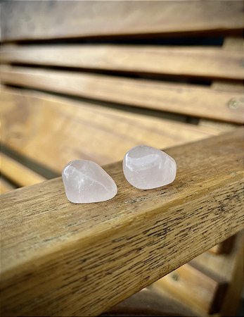 Brinco Sutil Quartzo Rosa