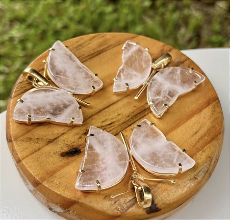 Pingente Borboleta Quartzo Rosa - dourado