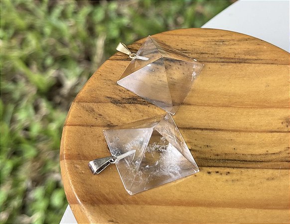 Pingente Pirâmide Quartzo Cristal