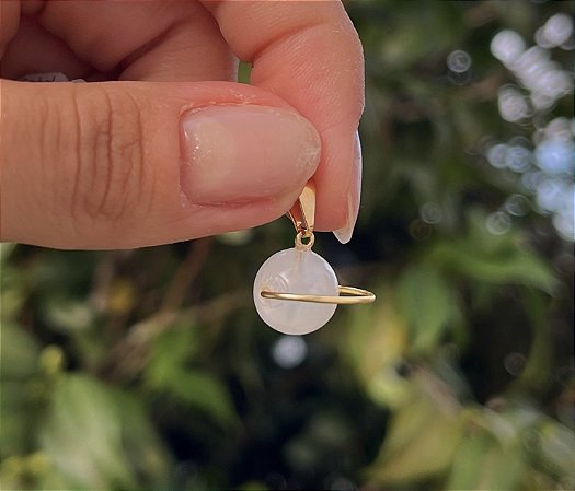 Pingente Saturno Selenita Branca - Dourado